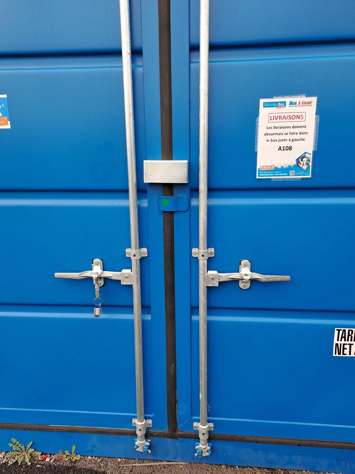 garde meuble conteneur bleu sécurisé mondialbox montlucon